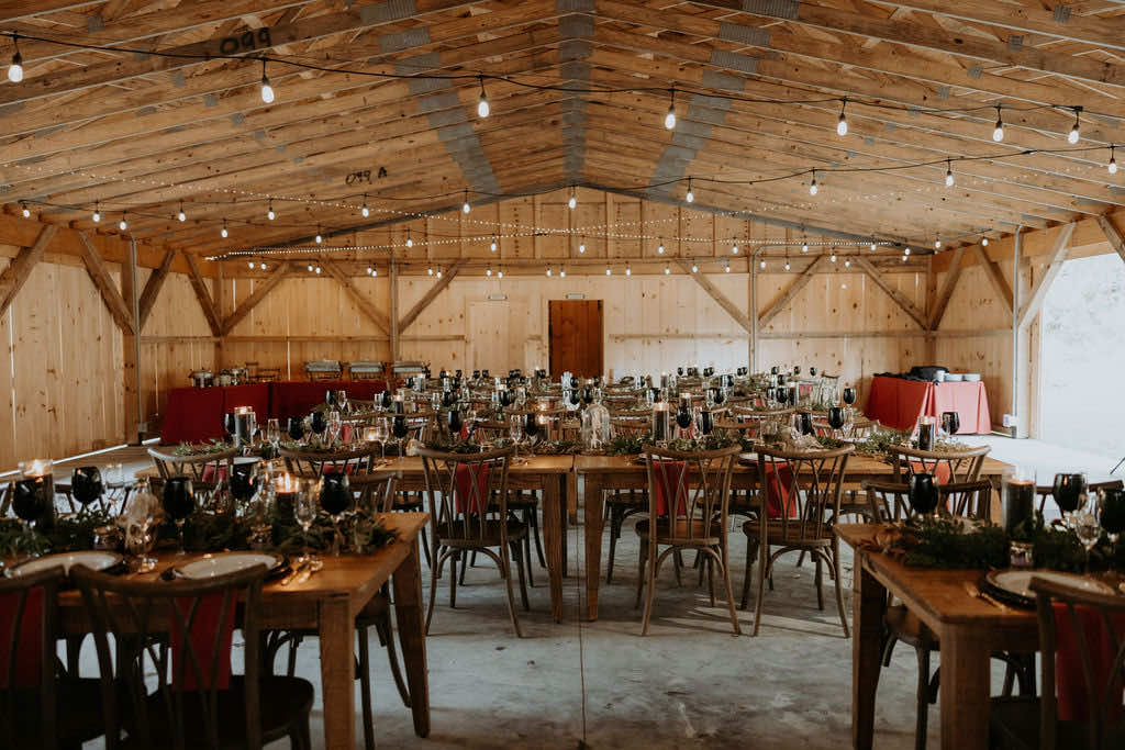 Rustic and elegant table setting for wedding reception. 