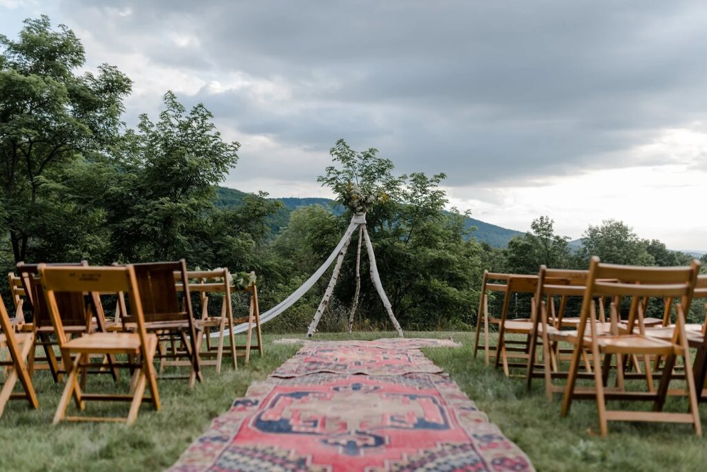 Wedding Ceremony location at at the Eastwind Hotel Windham | One of our favorite Catskills Wedding Venues